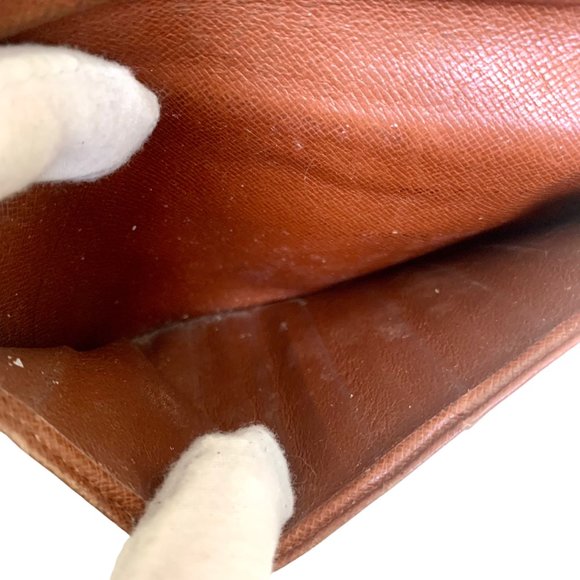 LOUIS VUITTON Vintage Monogram Long Wallet - Picture 7 of 10